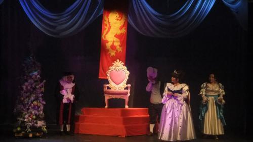 “Долоон дэлбээт цэцэг” хүүхэлдэйн жүжиг өнөөдөр тоглогдоно